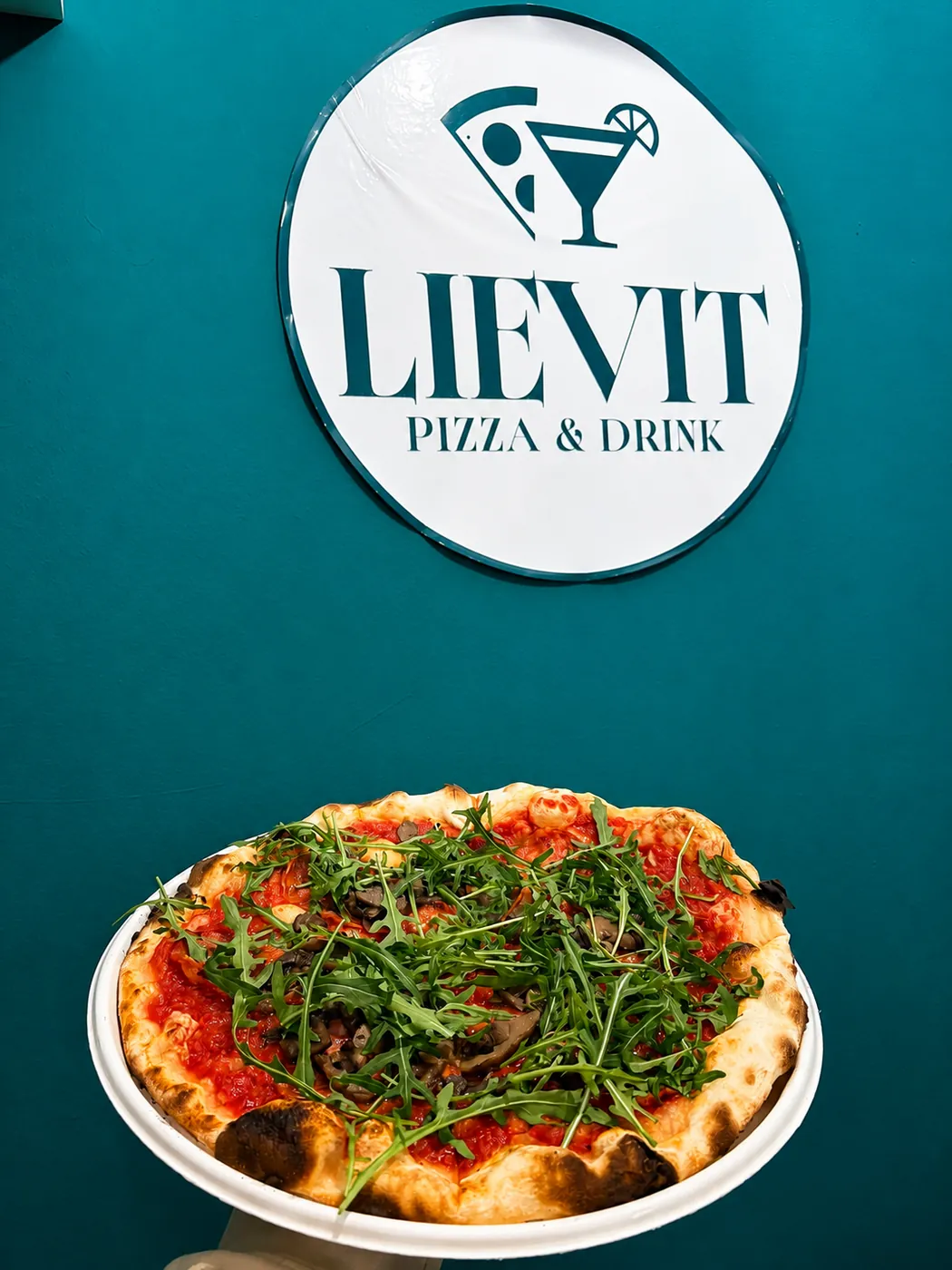 Pizza take-away — Lievit Pizza & Drink